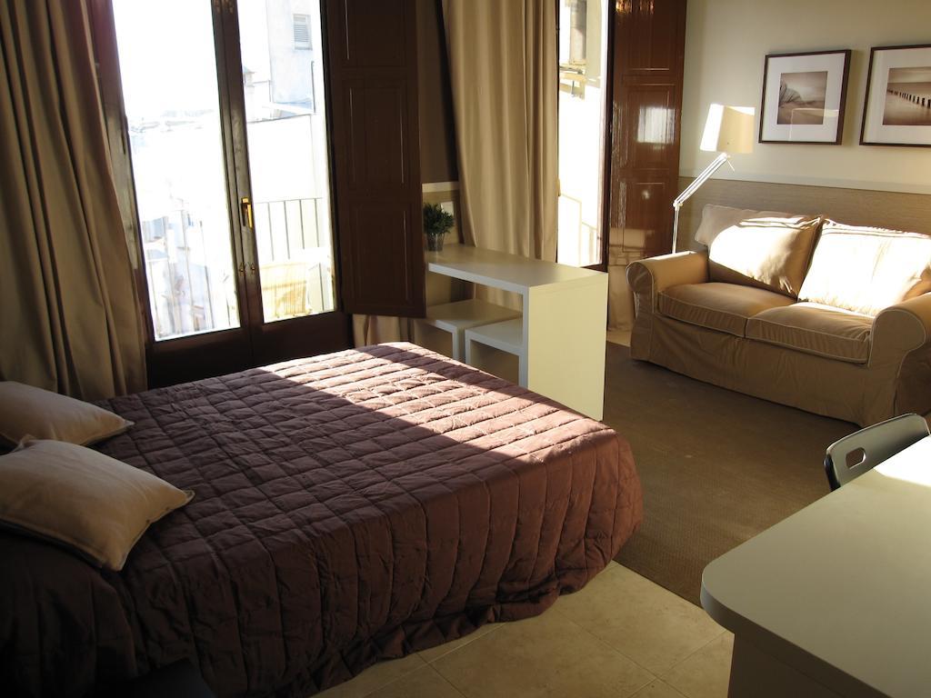 Apartments Hhb Barcelona Pokoj fotografie